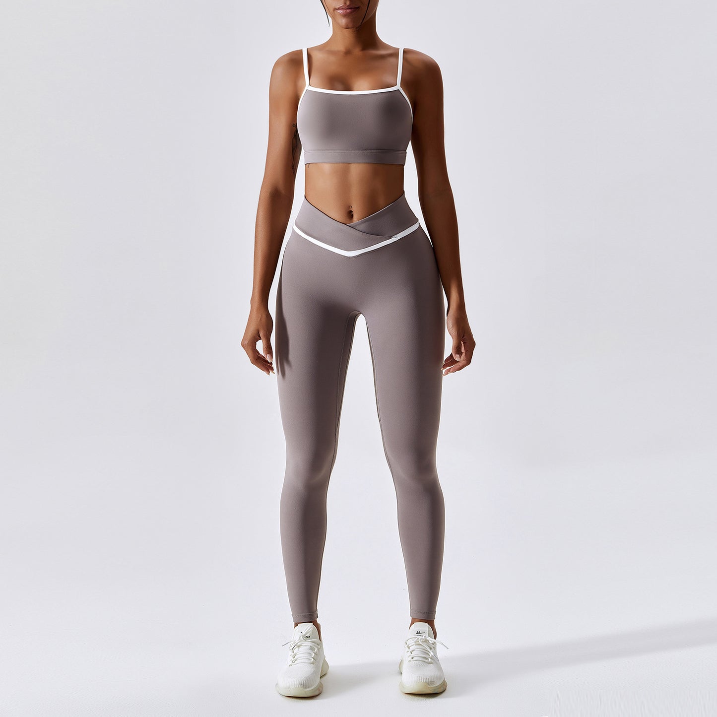 Quick-Dry Fitness Top and Bottom for Women – Lightweight Activewear Performance