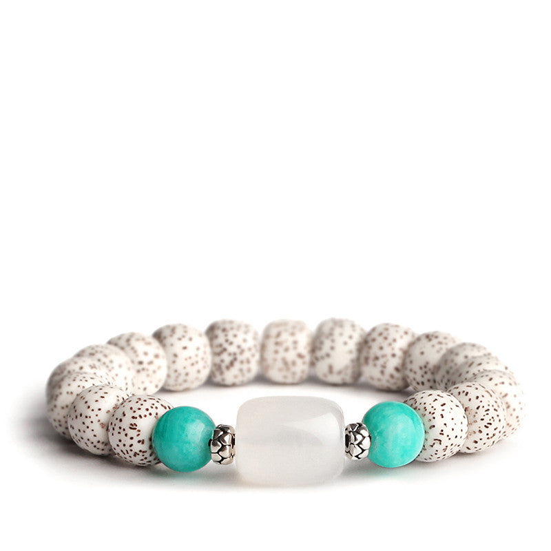 This Bodhi Seed Root Single Circle Beaded Bracelet is a timeless meditation accessory symbolizing mindfulness, peace, and spiritual growth.