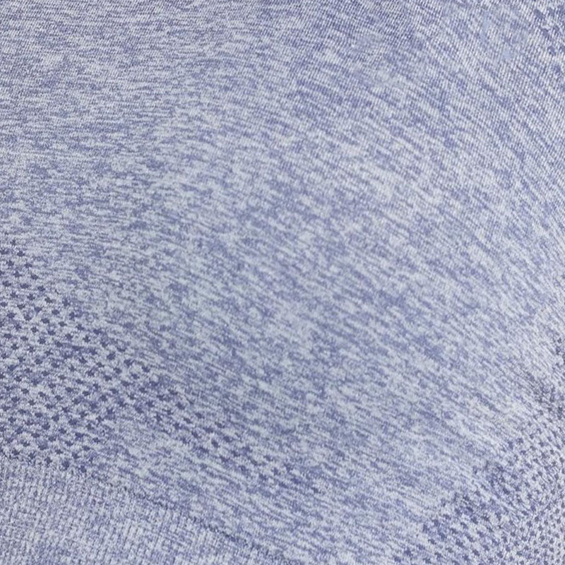 Seamless quick-drying yoga clothes designed for comfort, stretch, and all-day fitness performance.
