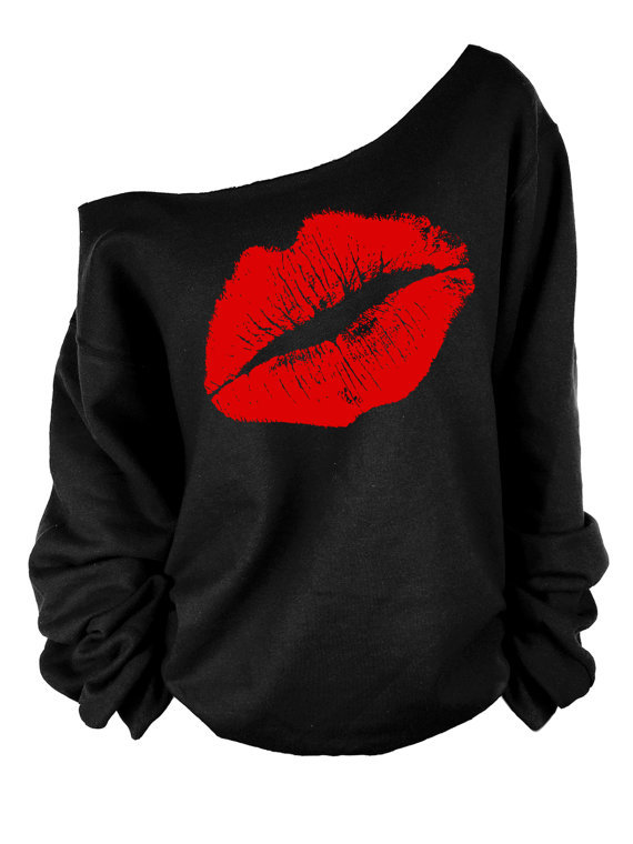 Lip Print Slant Shoulder Top – Trendy One-Shoulder Fashion Statement