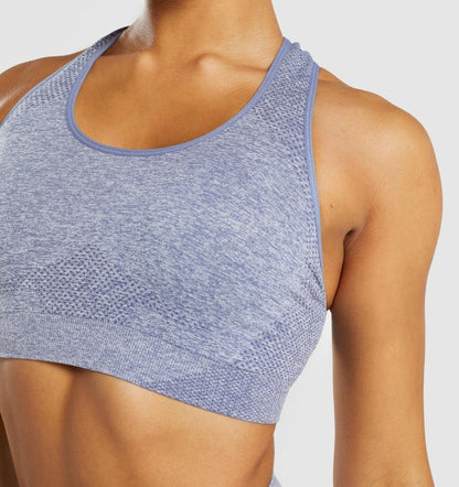 Seamless quick-drying yoga clothes designed for comfort, stretch, and all-day fitness performance.