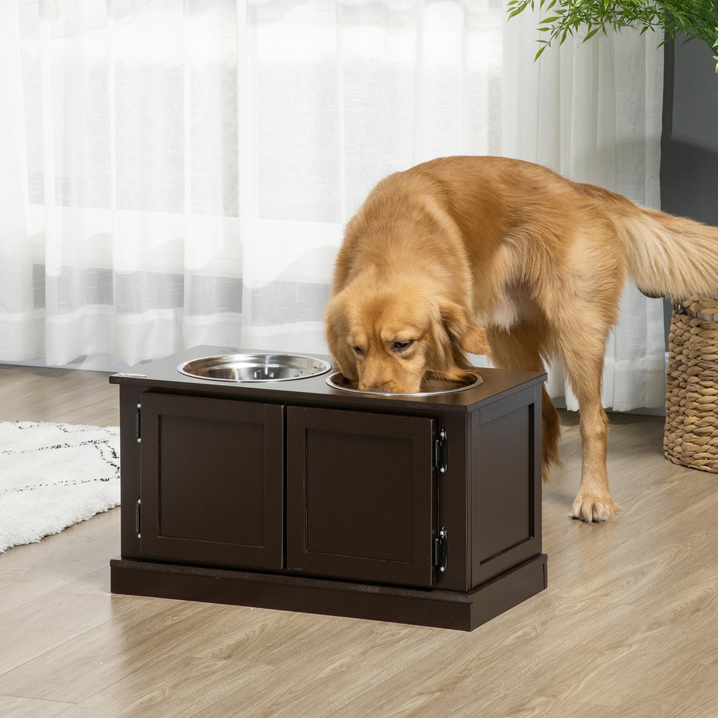 Elevated dog bowls with storage for healthier feeding and clutter-free pet spaces.