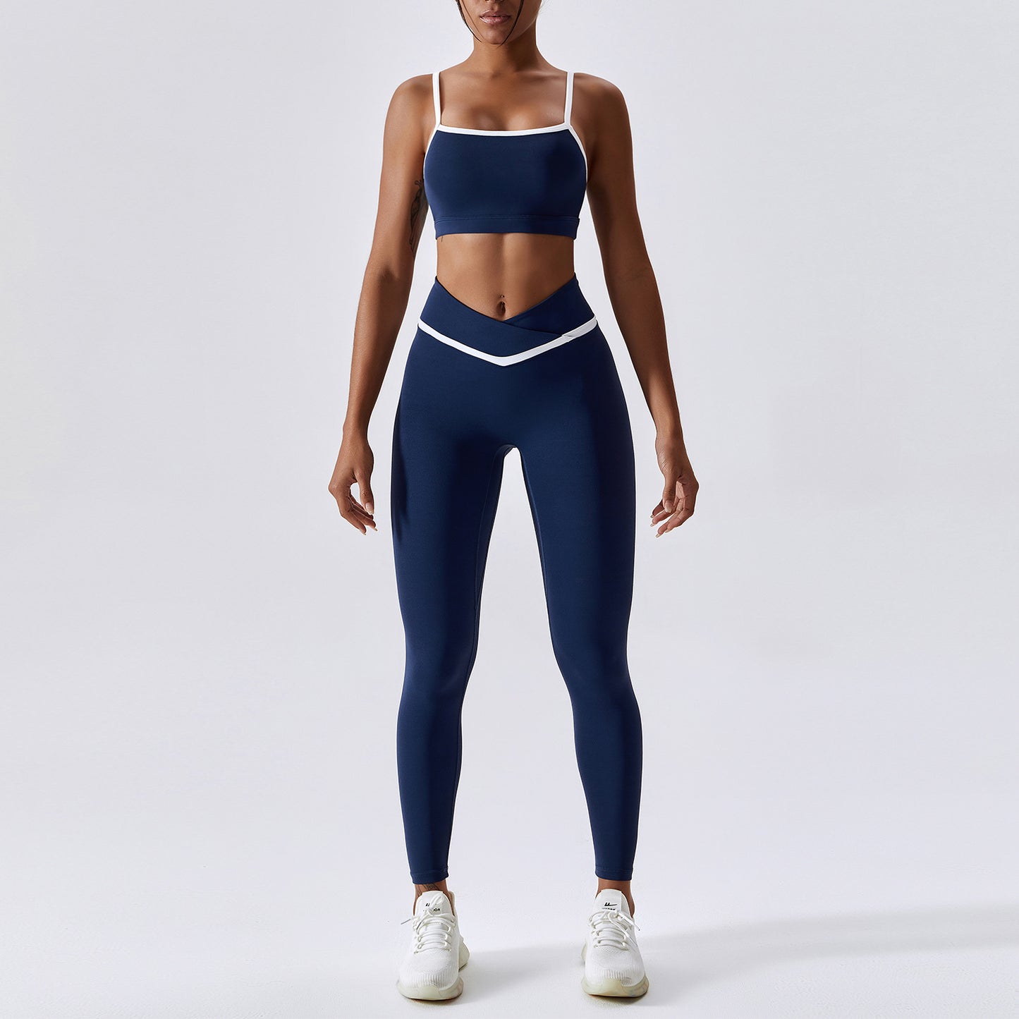 Quick-Dry Fitness Top and Bottom for Women – Lightweight Activewear Performance