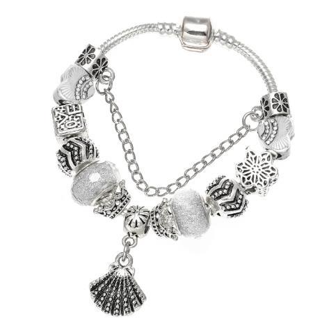 Capture positive energy and effortless style.This Fashion Dreamcatcher Charm Women’s Bracelet blends boho elegance.