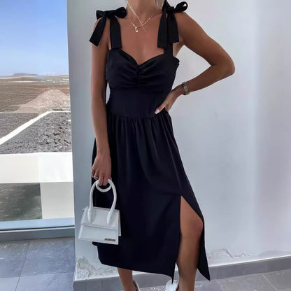 This fashion suspenders waist-tight split dress is designed to define your waist, enhance curves.